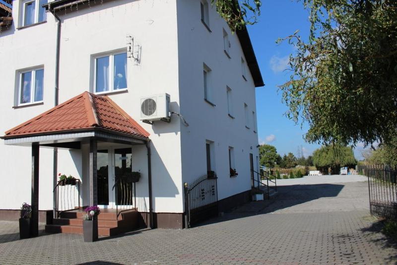 Restauracja Hotel Kassandra Września Kültér fotó