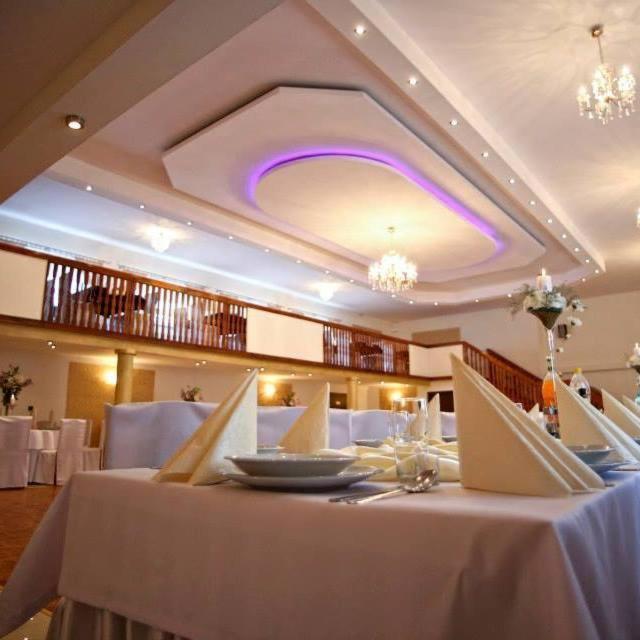 Restauracja Hotel Kassandra Września Kültér fotó