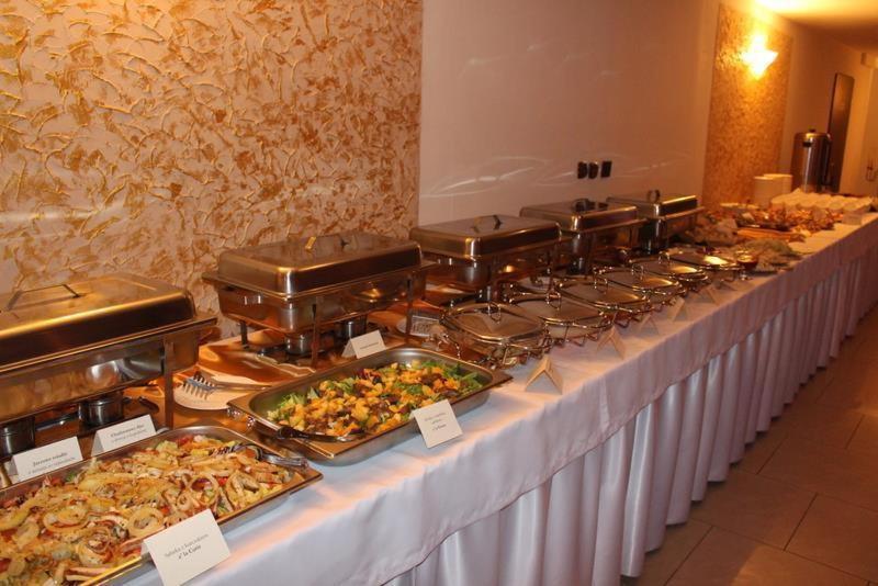 Restauracja Hotel Kassandra Września Kültér fotó