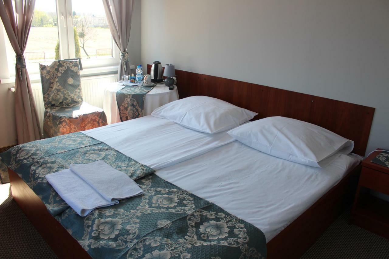 Restauracja Hotel Kassandra Września Kültér fotó